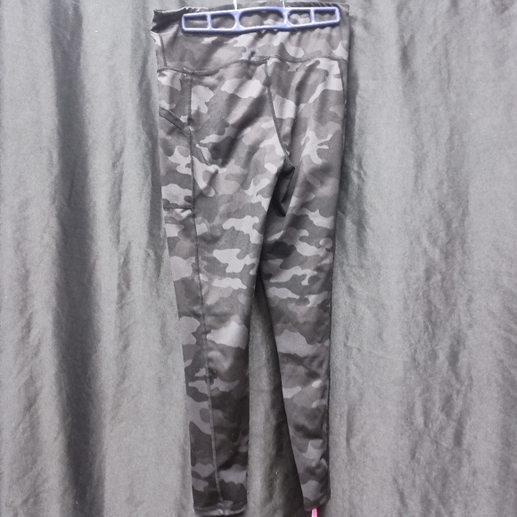 Ideology Black and Gray Leggings Versatile Activewear - Picture 12 of 16